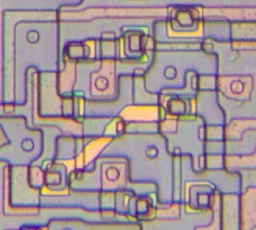Interesting double-poly latches inside AMD's vintage LANCE Ethernet chip